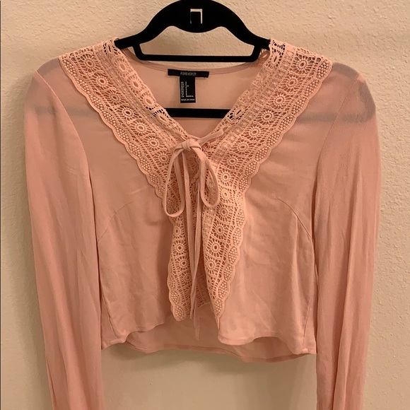 🌸Romantic Blush Top🌸 - Picture 3 of 3